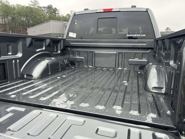 New 2026 Carbonized Gray Metallic Ford XLT image 5