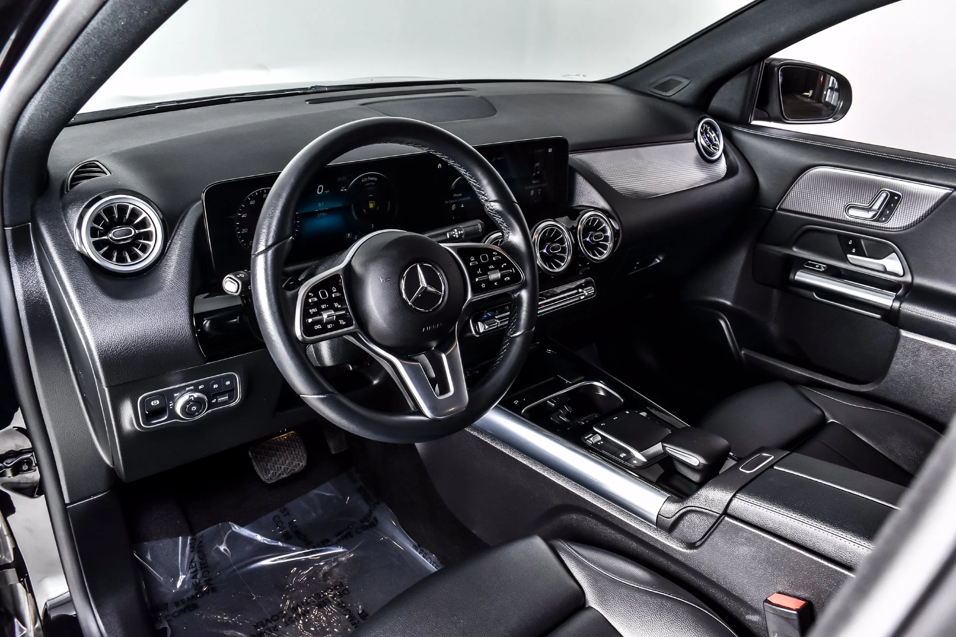 Used 2023  Mercedes-Benz GLA 250 image 14