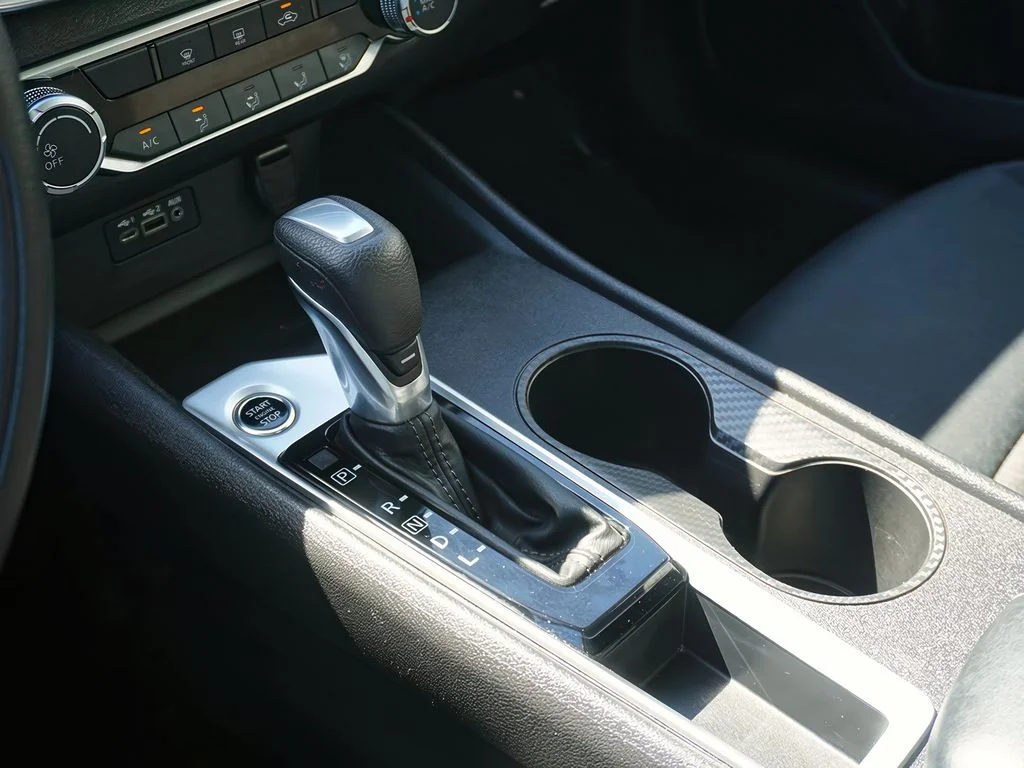 2025 Nissan Altima SV - Photo 36
