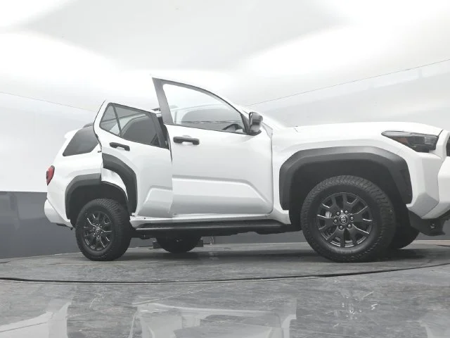 Certified Used 2025 Ice Toyota SR5 image 30