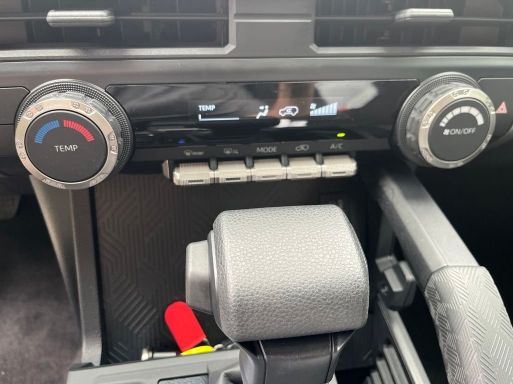 Used 2026  Toyota SR5 image 28