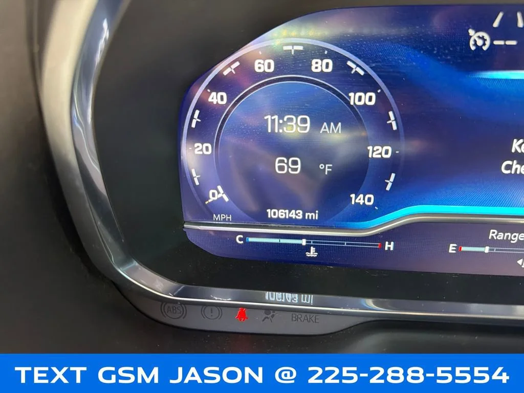 Used 2022 Summit White Chevrolet Z71 image 18