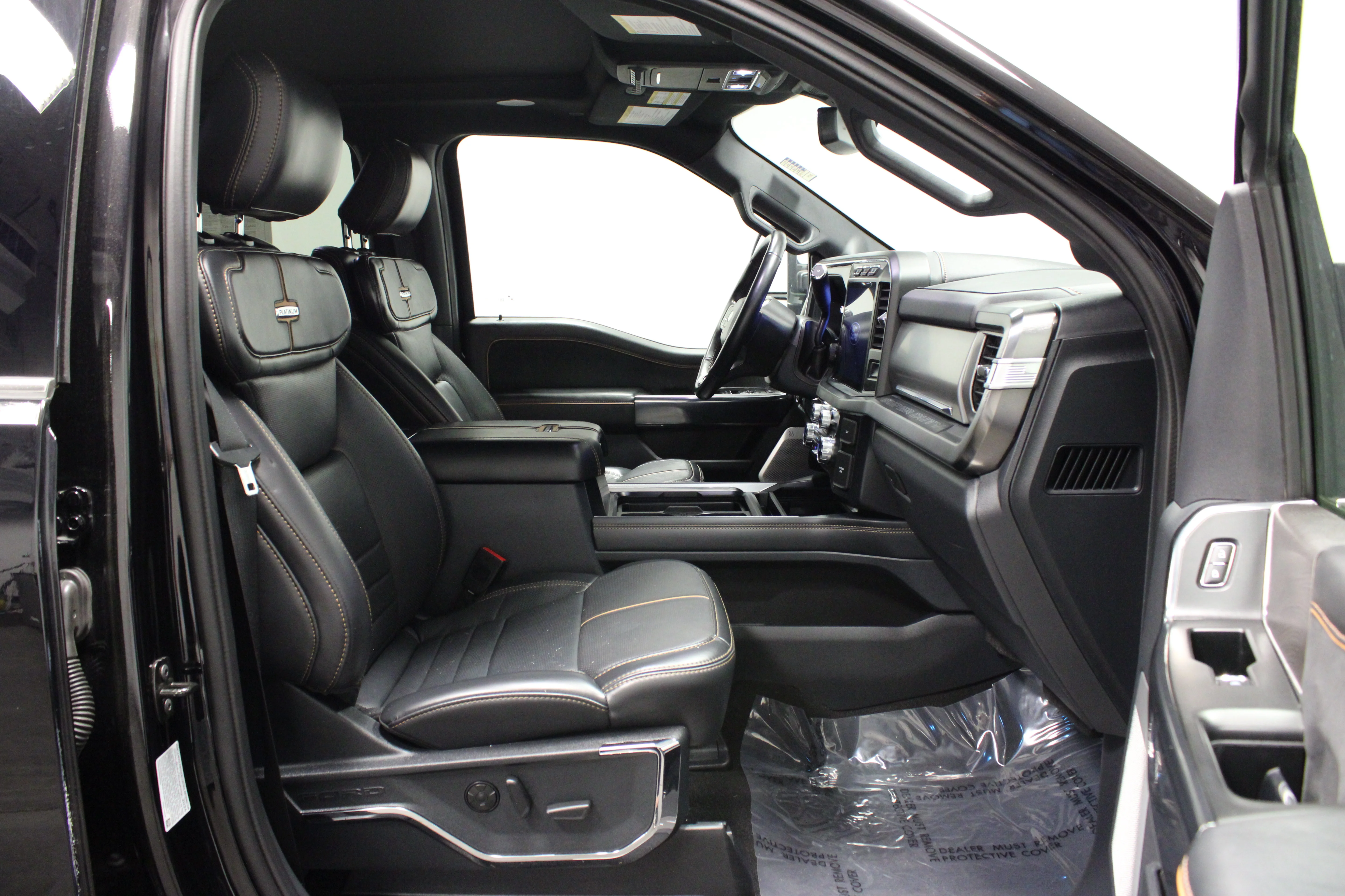 Used 2024 Agate Black Metallic Ford Platinum image 19