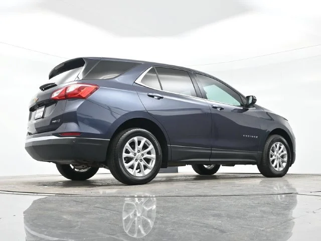 Used 2018 STORM BLUE METALLIC Chevrolet LT image 31