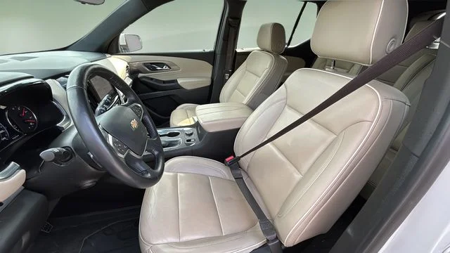 Used 2022 Beige Chevrolet Premier image 17