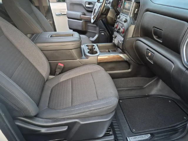 Used 2021 Beige Chevrolet LT Trail Boss image 34