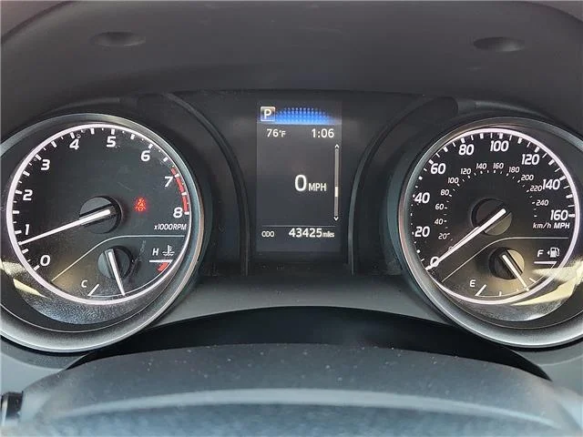 Used 2024 Gray Toyota SE Front-Wheel Drive image 18