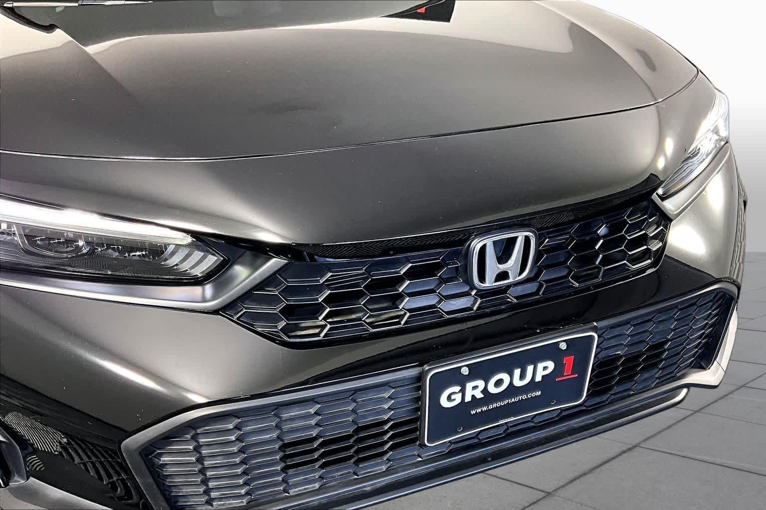 Used 2025 Crystal Black Pearl Honda Sport image 28