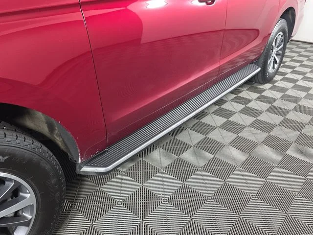 Used 2018 Ruby Red Metallic Ford XLT image 12