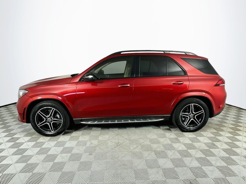 Certified Used 2022 Red Mercedes-Benz GLE 450 image 4