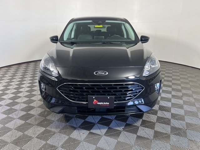 Used 2022 Ford Escape SEL with VIN 1FMCU9H92NUB06695 for sale in Shakopee, Minnesota