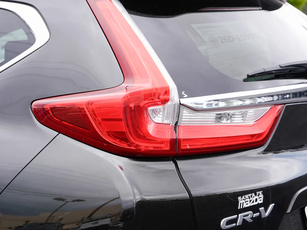 Used 2017 Dark Olive Metallic Honda EX-L image 6