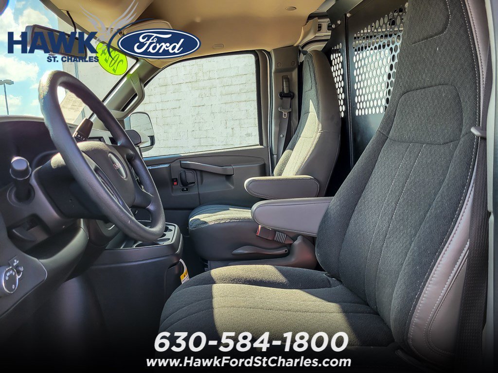 Used 2024 Summit White GMC CARGO image 8