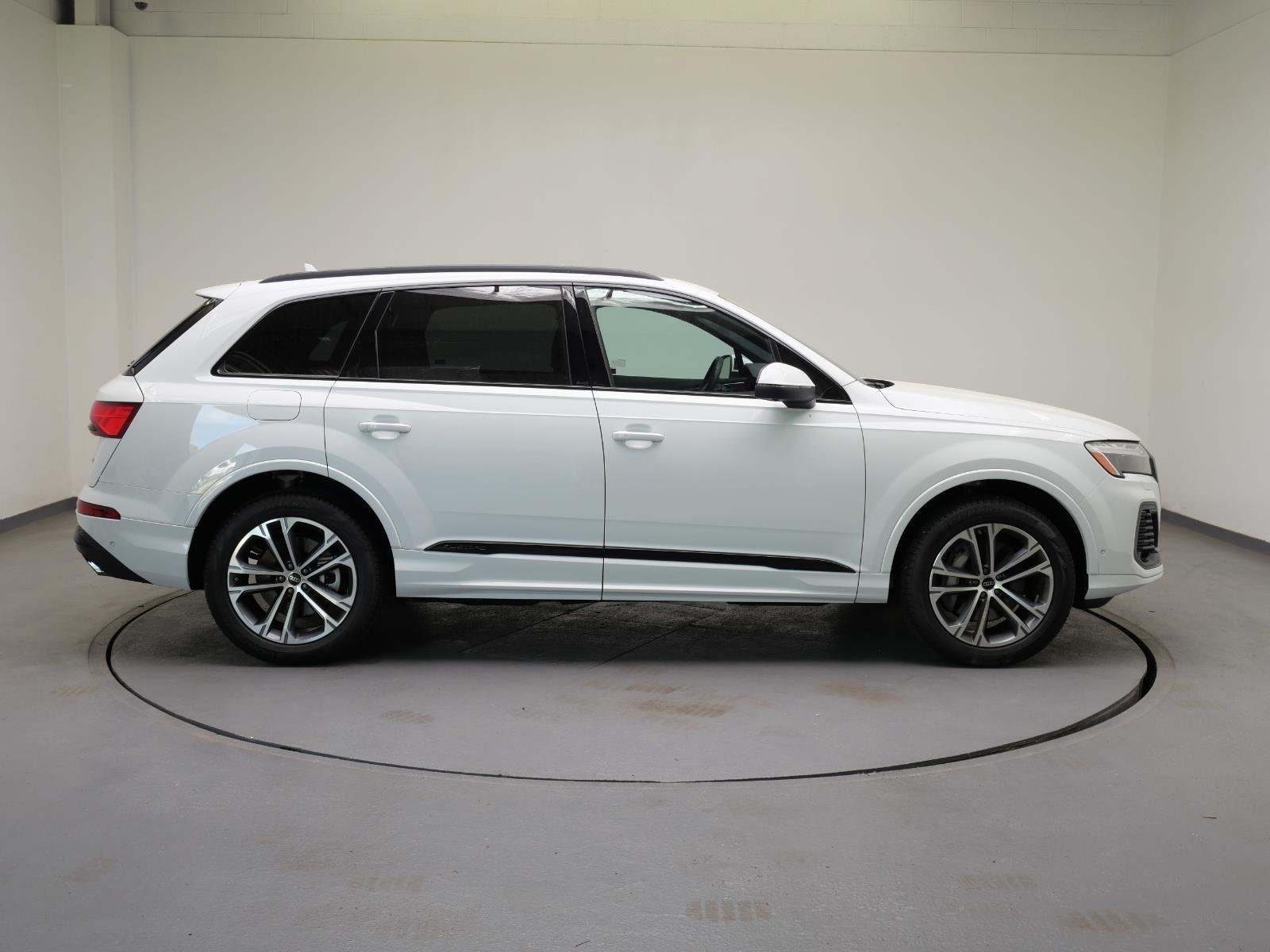 Used 2025 Glacier White Metallic Audi Premium Plus image 5