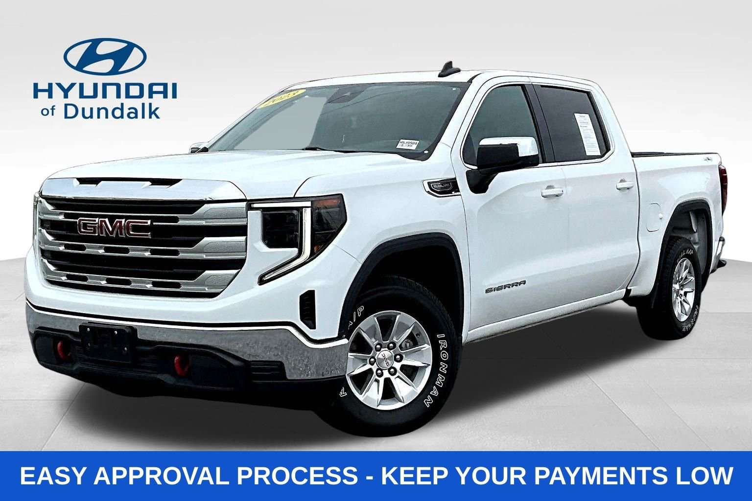 2022 GMC Sierra 4WD Crew Cab Short Box SLE's photo