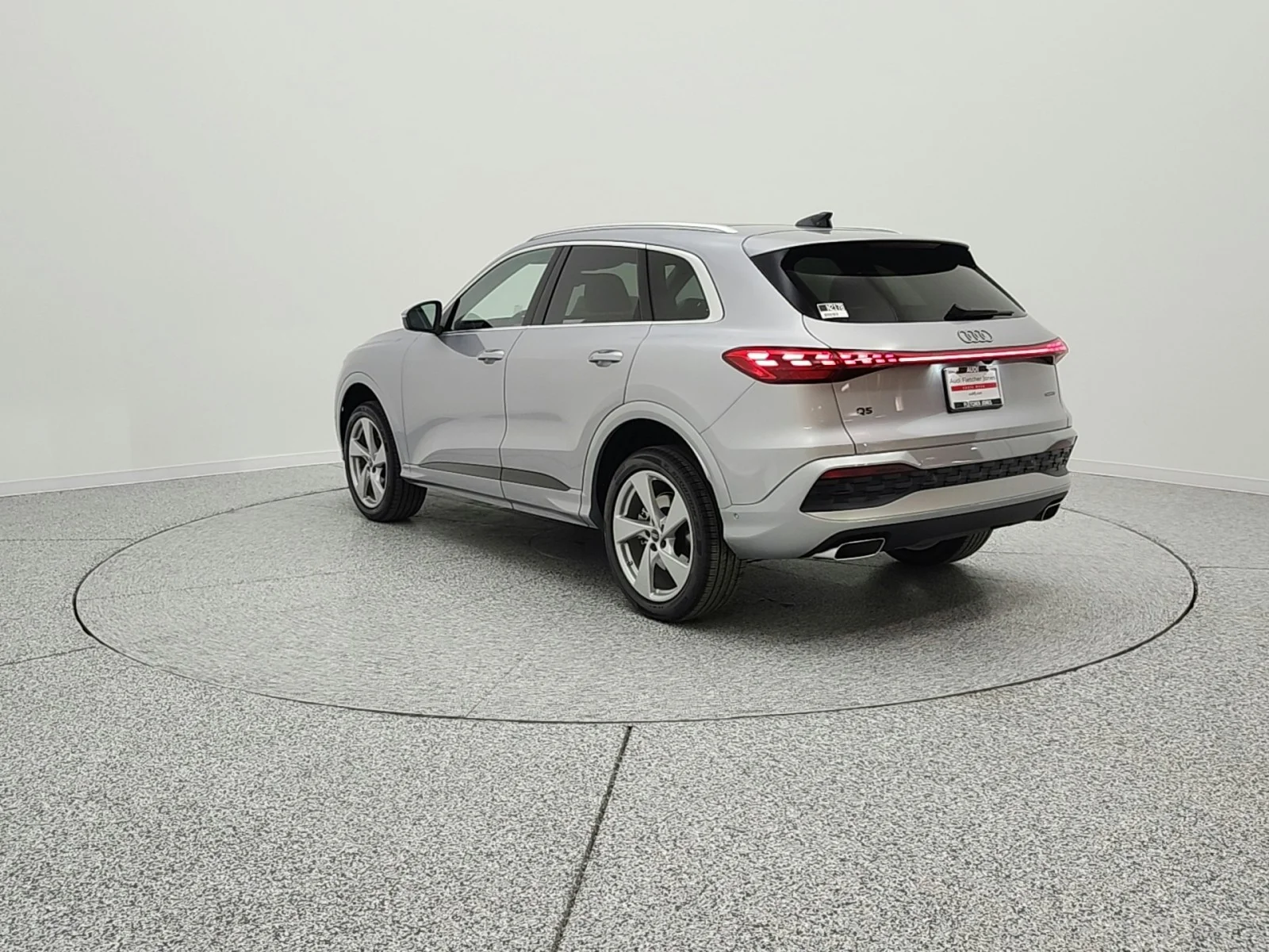 New 2026 Florett Silver Metallic Audi Premium Plus 2.0 TFSI quattro image 7