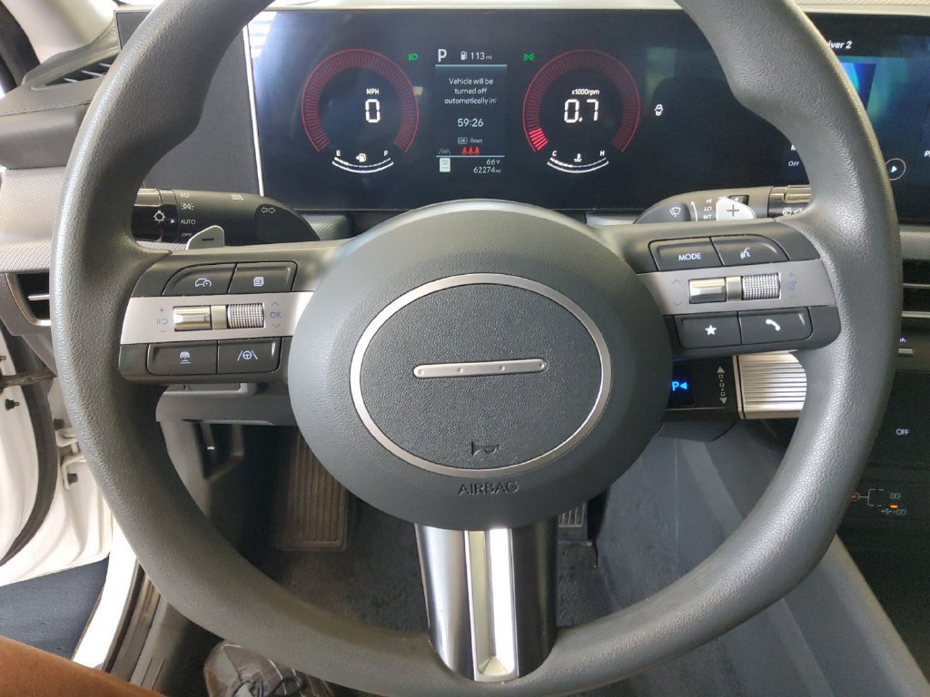 Used 2024 White Hyundai SEL image 9