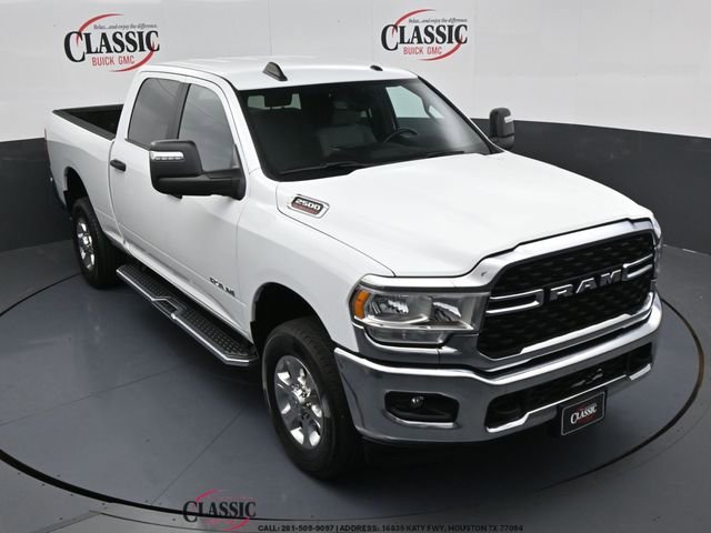 2023 RAM 2500 Big Horn Crew Cab 4WD Pickup Truck Four-Wheel Drive