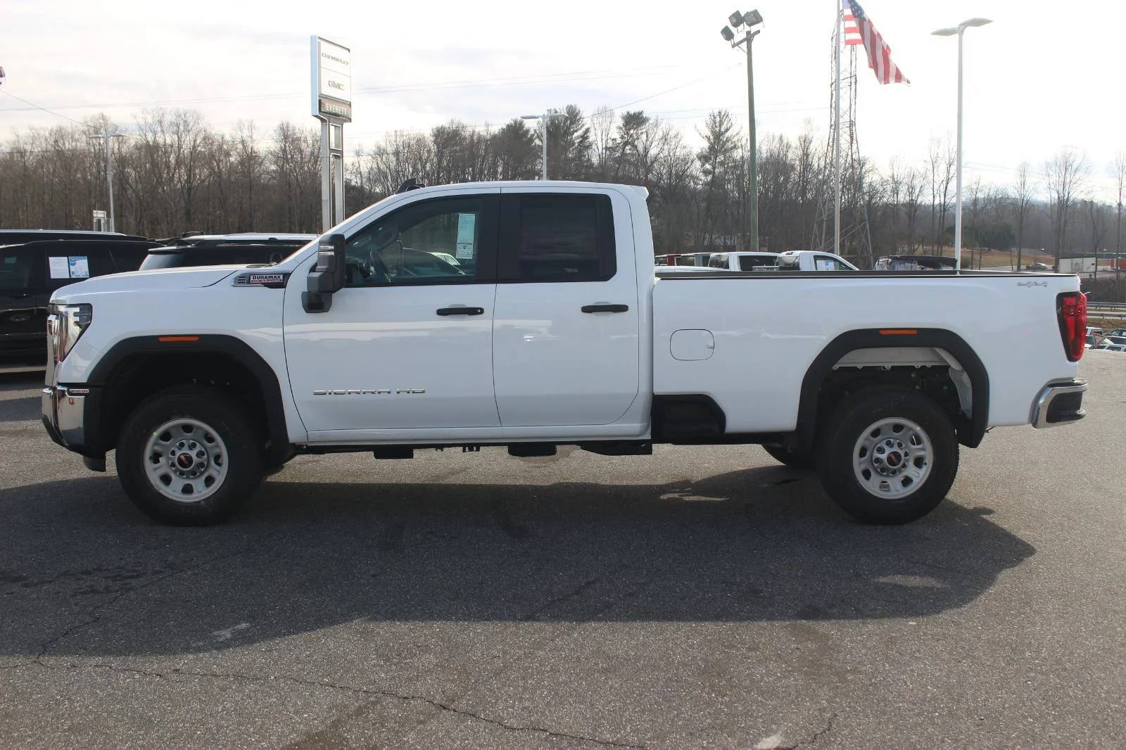 New 2026 Summit White GMC Pro image 4