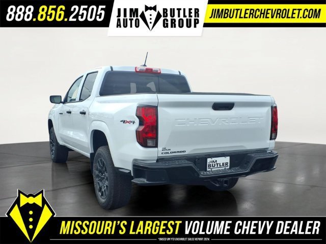 New 2026 Summit White Chevrolet WT image 2