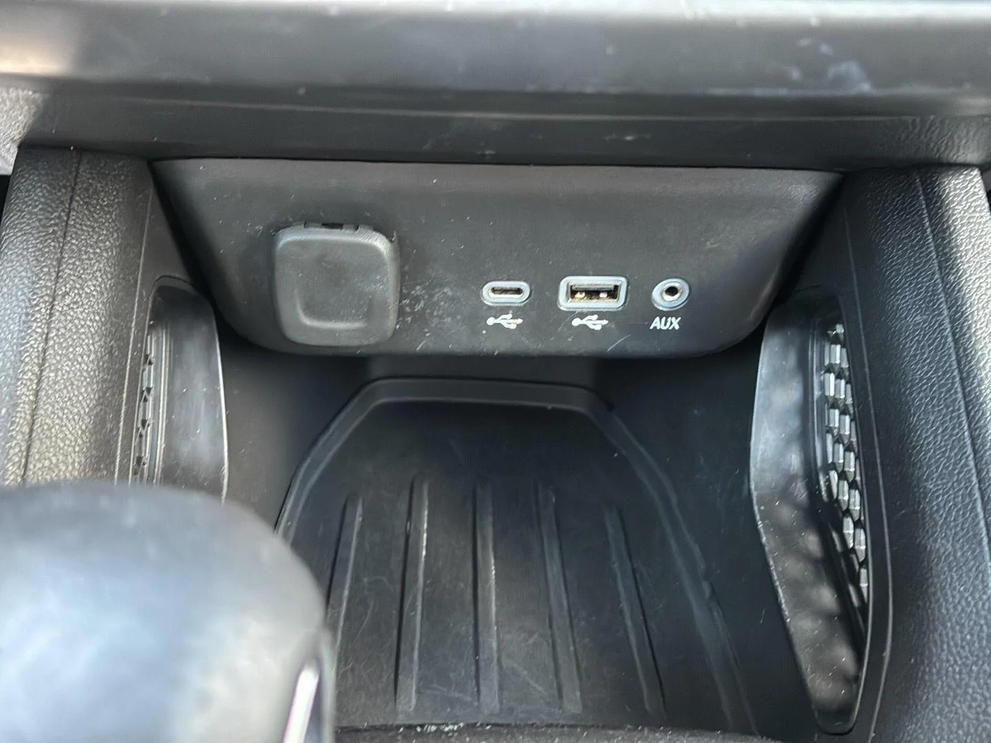Used 2022 Zeus Bronze Metallic Chevrolet ACTIV image 30