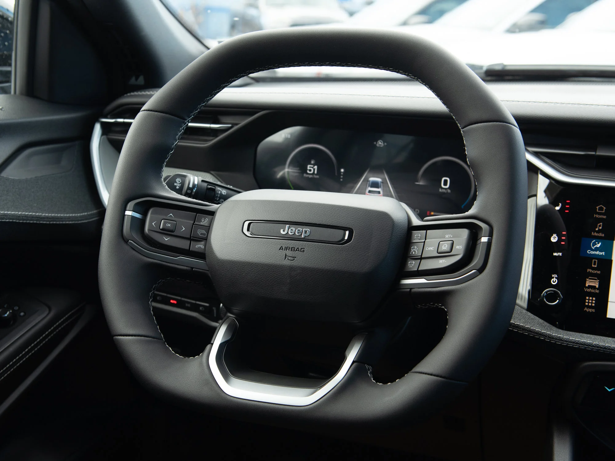 Used 2026 Grey Jeep Laredo* 4x4, Hybrid, Heated Seats, Remote Start, Blind-Spot and Cross-Path image 10