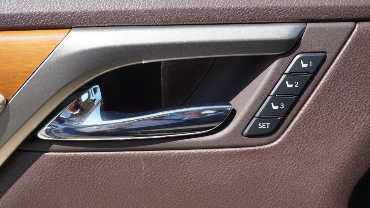 Certified Used 2020 Beige Lexus RX 450h image 25