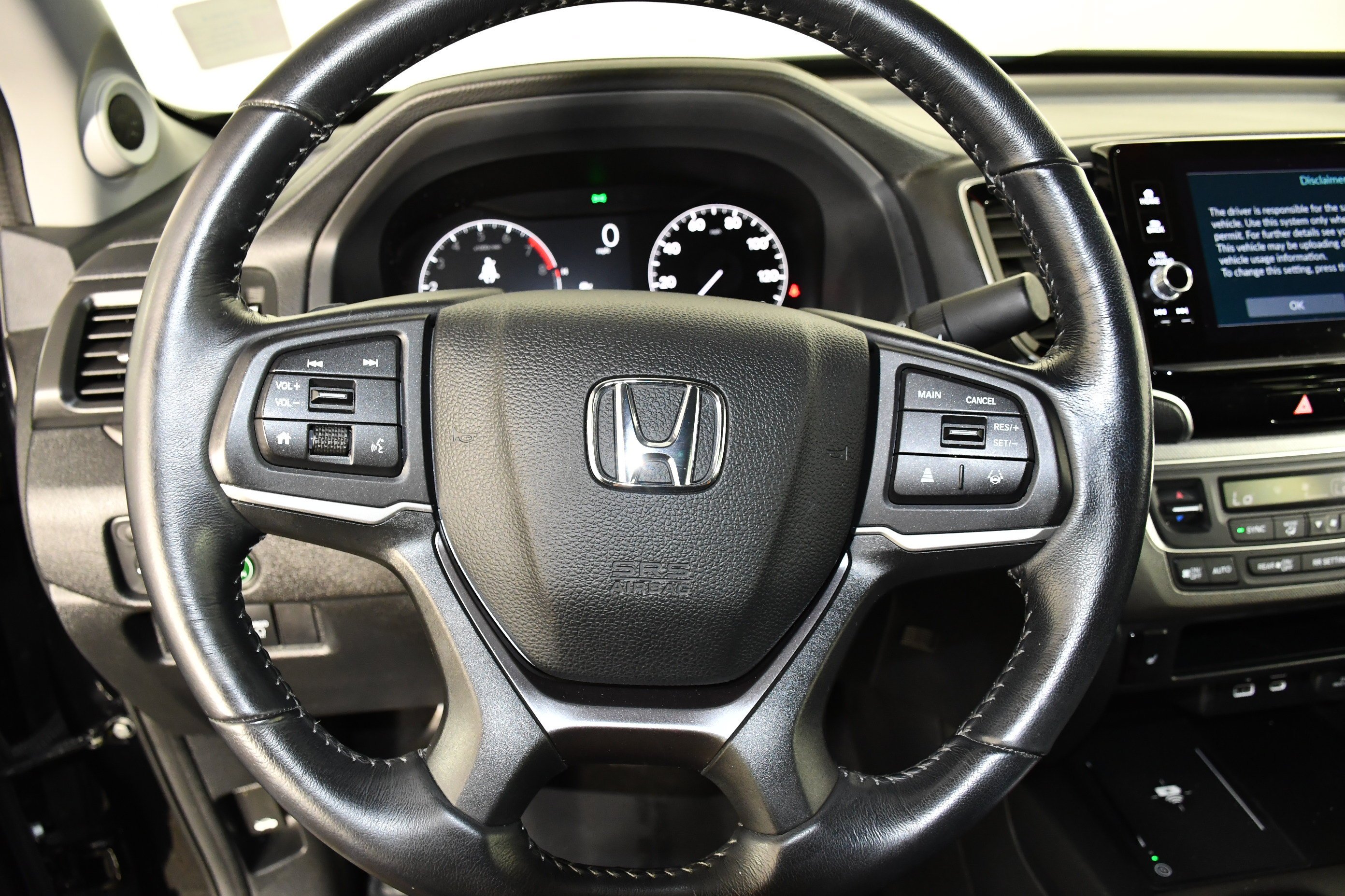 Certified Used 2024 Crystal Black Pearl Honda AWD RTL image 12
