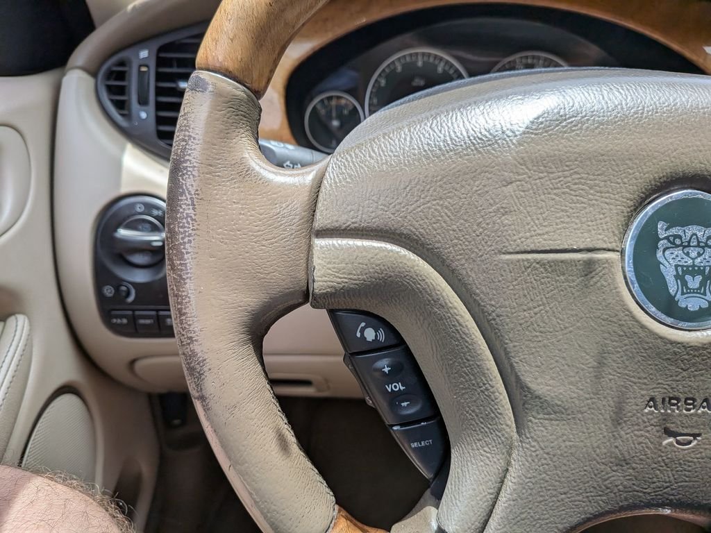 Used 2003 Gold Jaguar 3.0 image 21