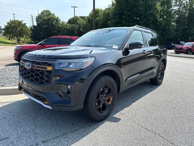 New 2026 Agate Black Metallic Ford Tremor image 5