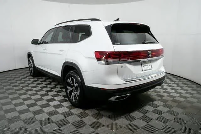 2026 Volkswagen Atlas SE - Photo 6