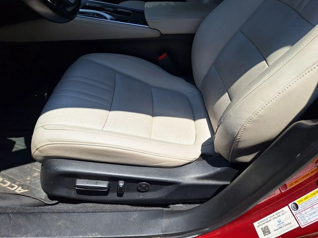 Certified Used 2022  Honda EX-L image 28