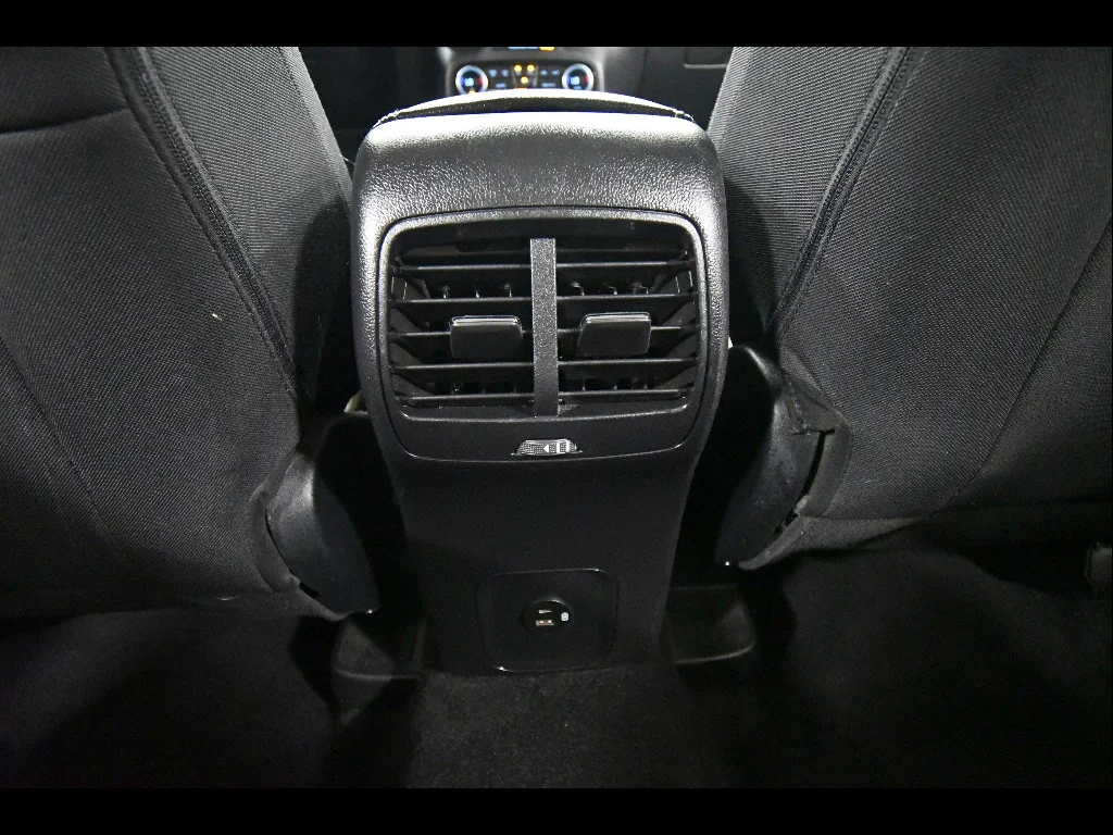 2021 Ford Escape SE - Photo 16
