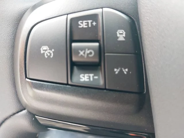 Used 2025 Blue Ford Select image 17