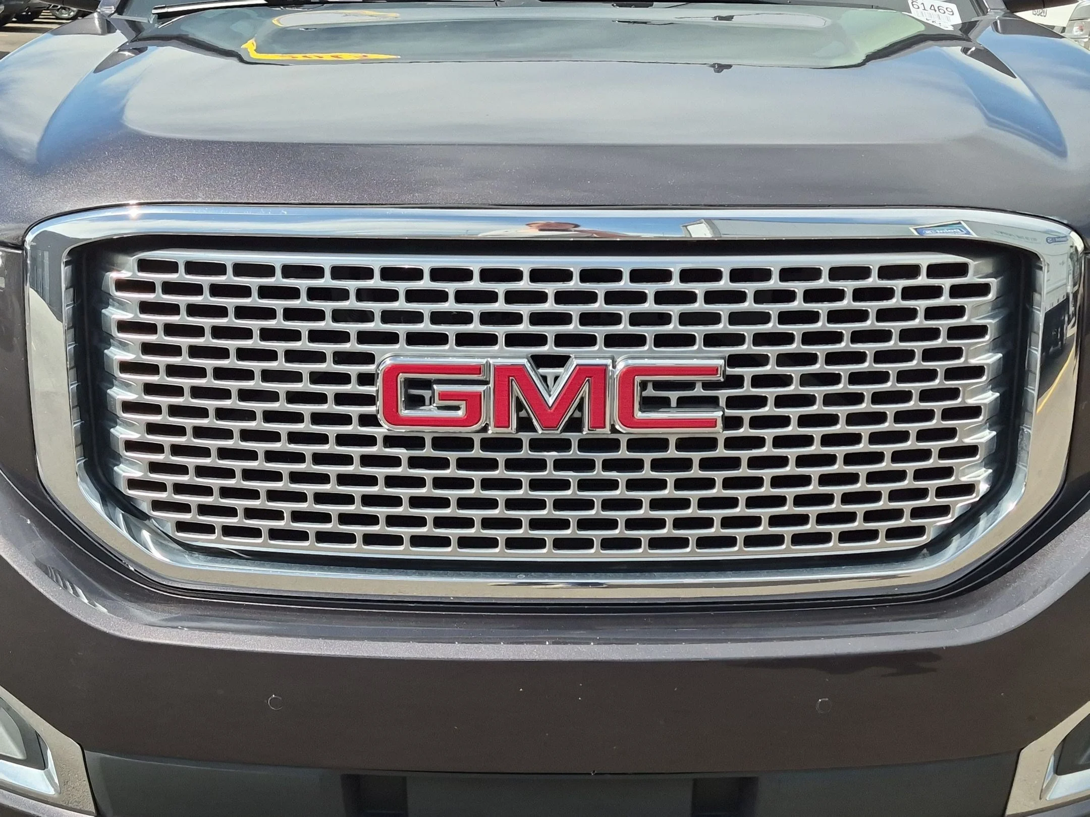 Used 2015 Iridium Metallic GMC Denali image 9
