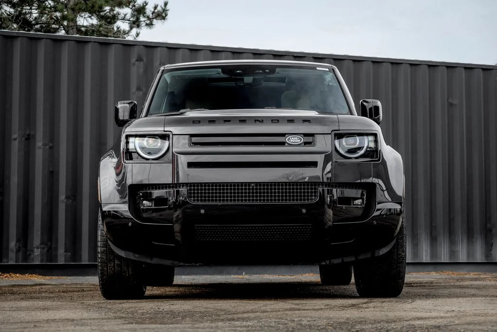 New 2026 Carpathian Grey Land Rover X-Dynamic SE image 5