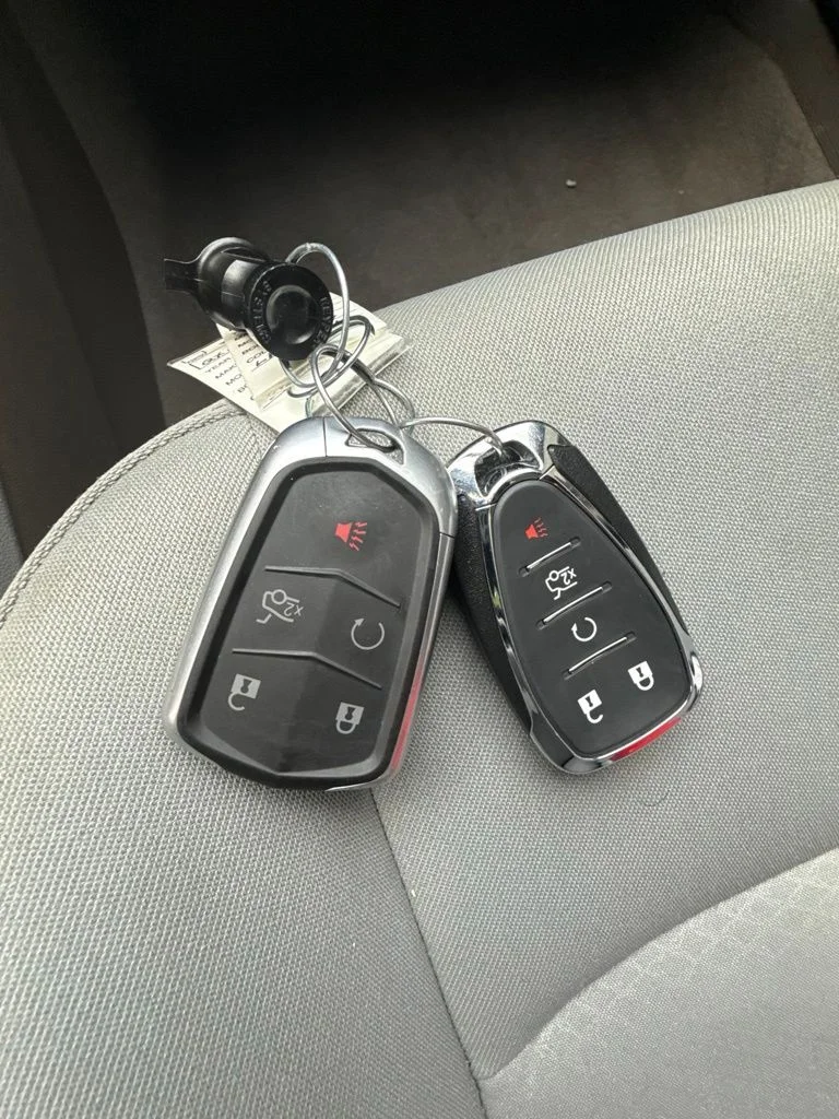 Used 2020 Gray Chevrolet LT image 19