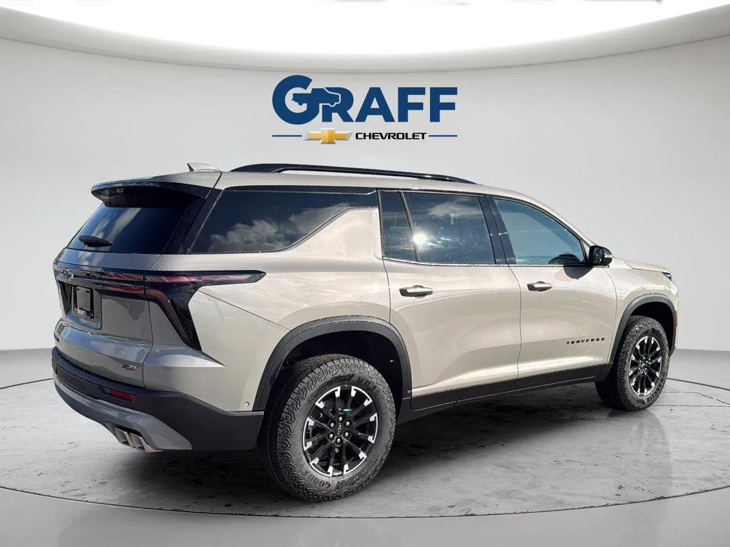 2026 Chevrolet Traverse Z71 - Photo 8