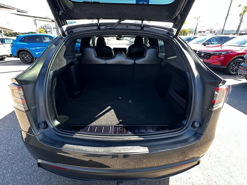 2024 Tesla Model X Long Range - Photo 8