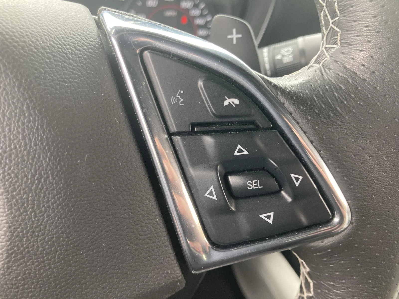 Used 2023 SHARKSKIN METALLIC Chevrolet 2SS image 17