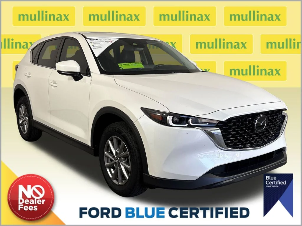 2022 Mazda CX-5 S Preferred package Auto AWD's photo