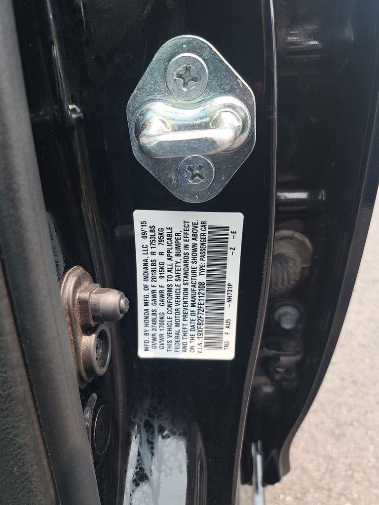 Used 2015 Black Honda SE image 41