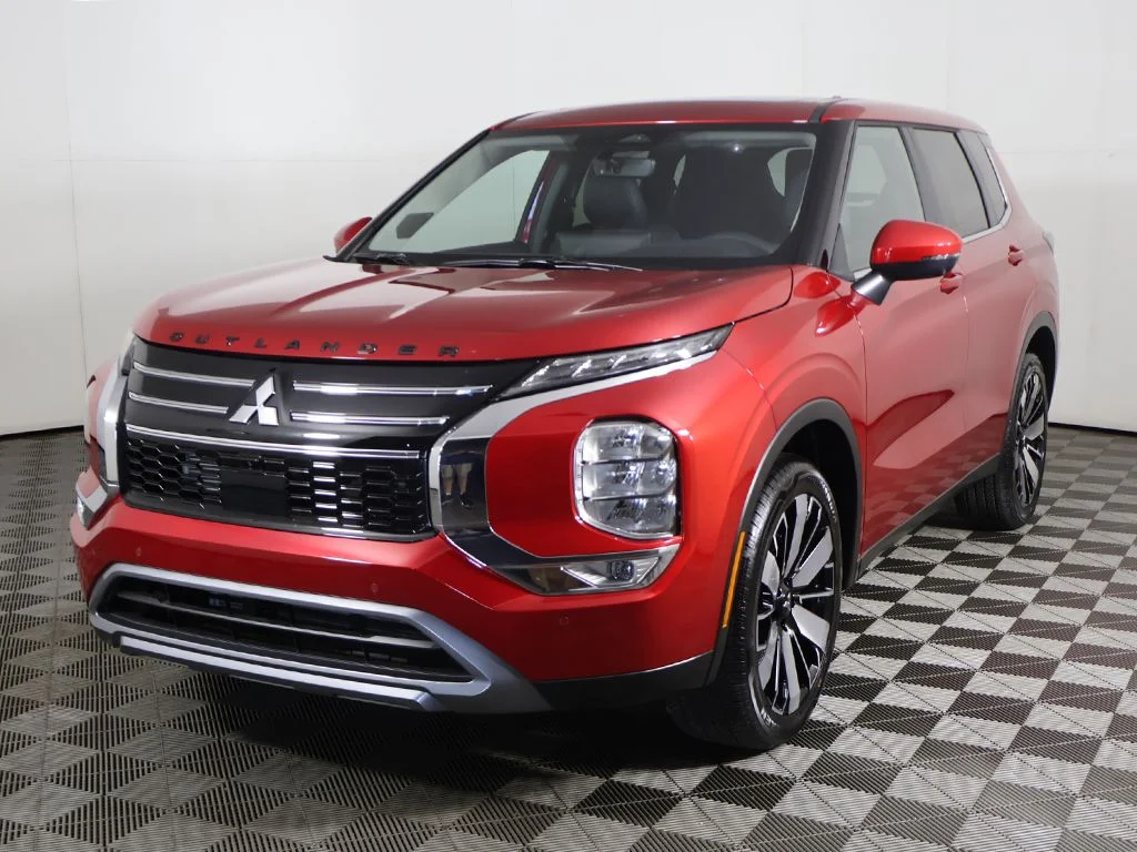 New 2026 Red Mitsubishi SE 1.5T 2WD image 11