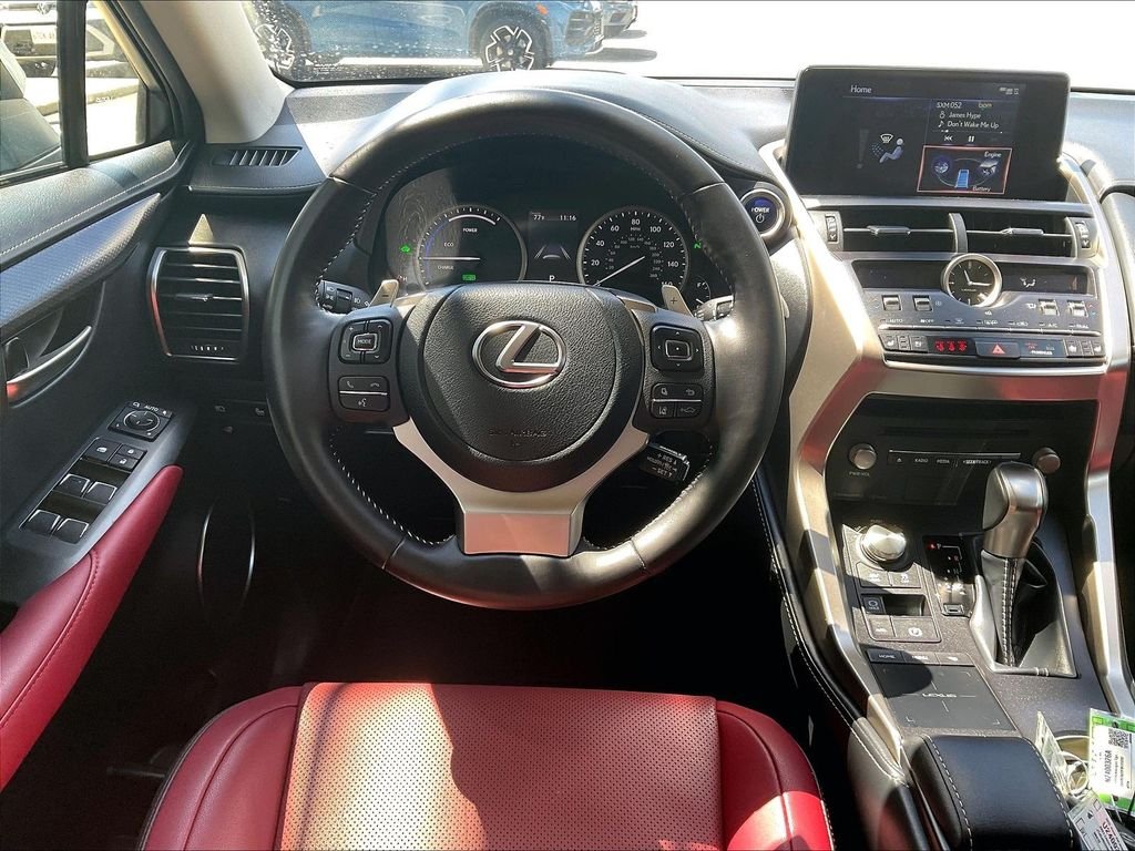 Used 2021 White Lexus 300h image 17