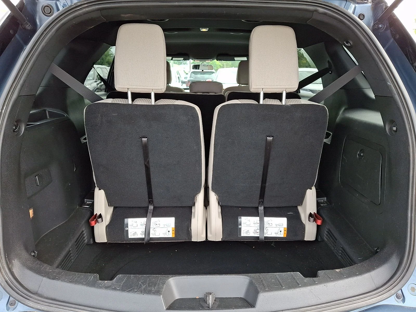 Used 2018 Blue Ford XLT image 29