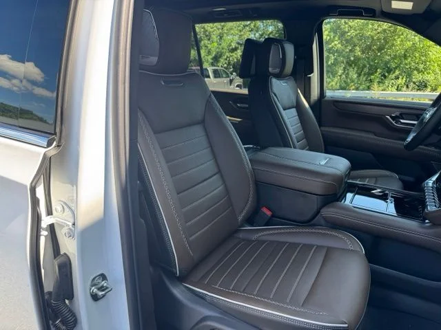 New 2026 White GMC Denali Ultimate image 27