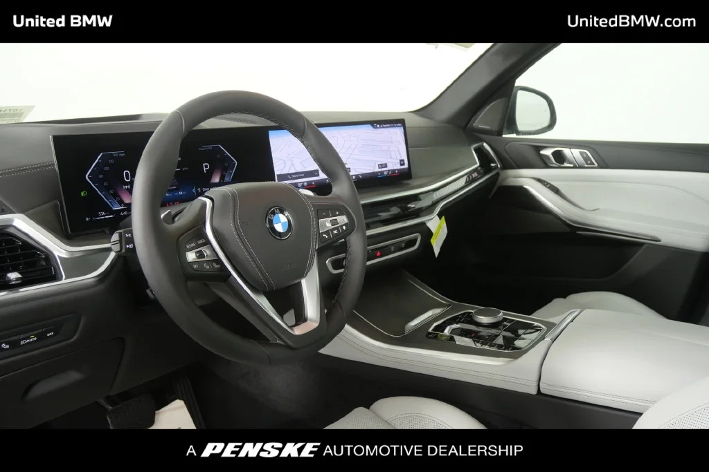 New 2026 Gray Metallic BMW xDrive40i image 13