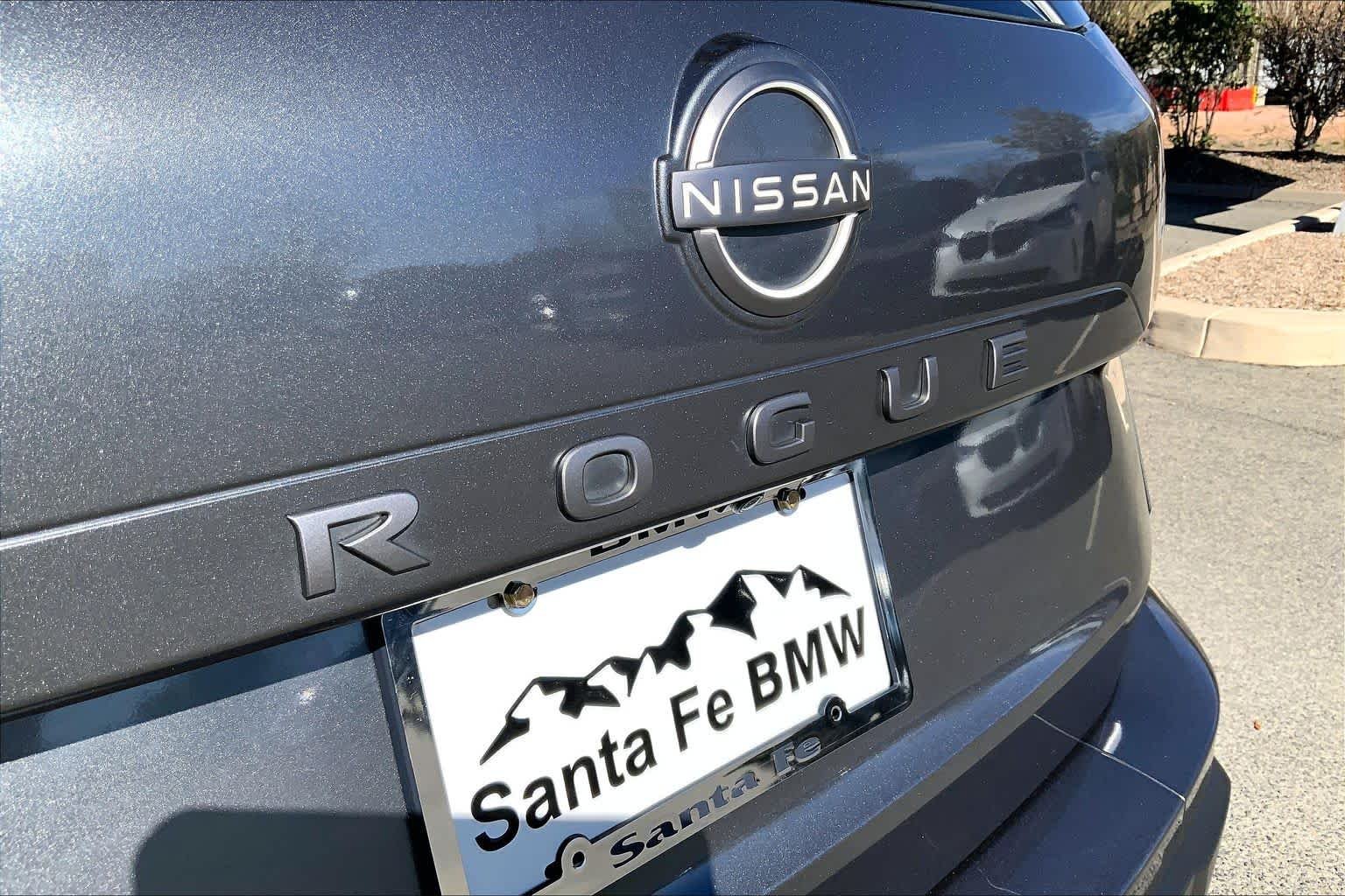 Used 2025 Gun Metallic Nissan SV image 30