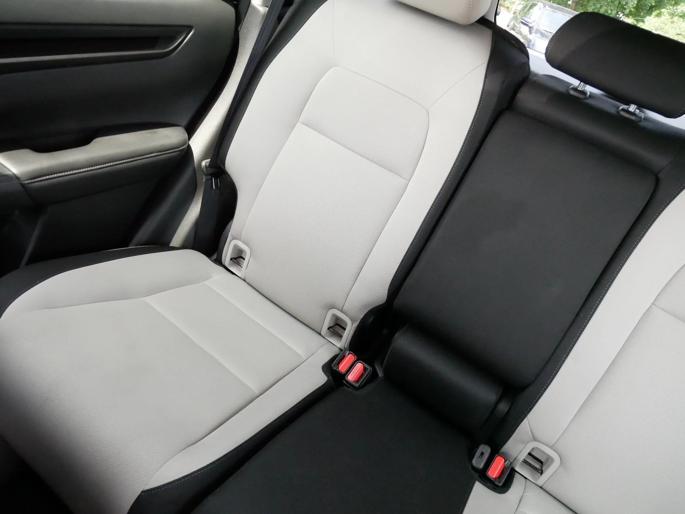 Used 2026 Platinum White Pearl Honda EX image 12