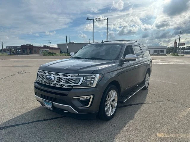 Used 2018 Magnetic Ford Platinum image 2